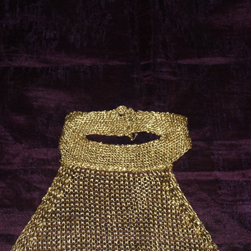 Halter top - Picture 2 of 5